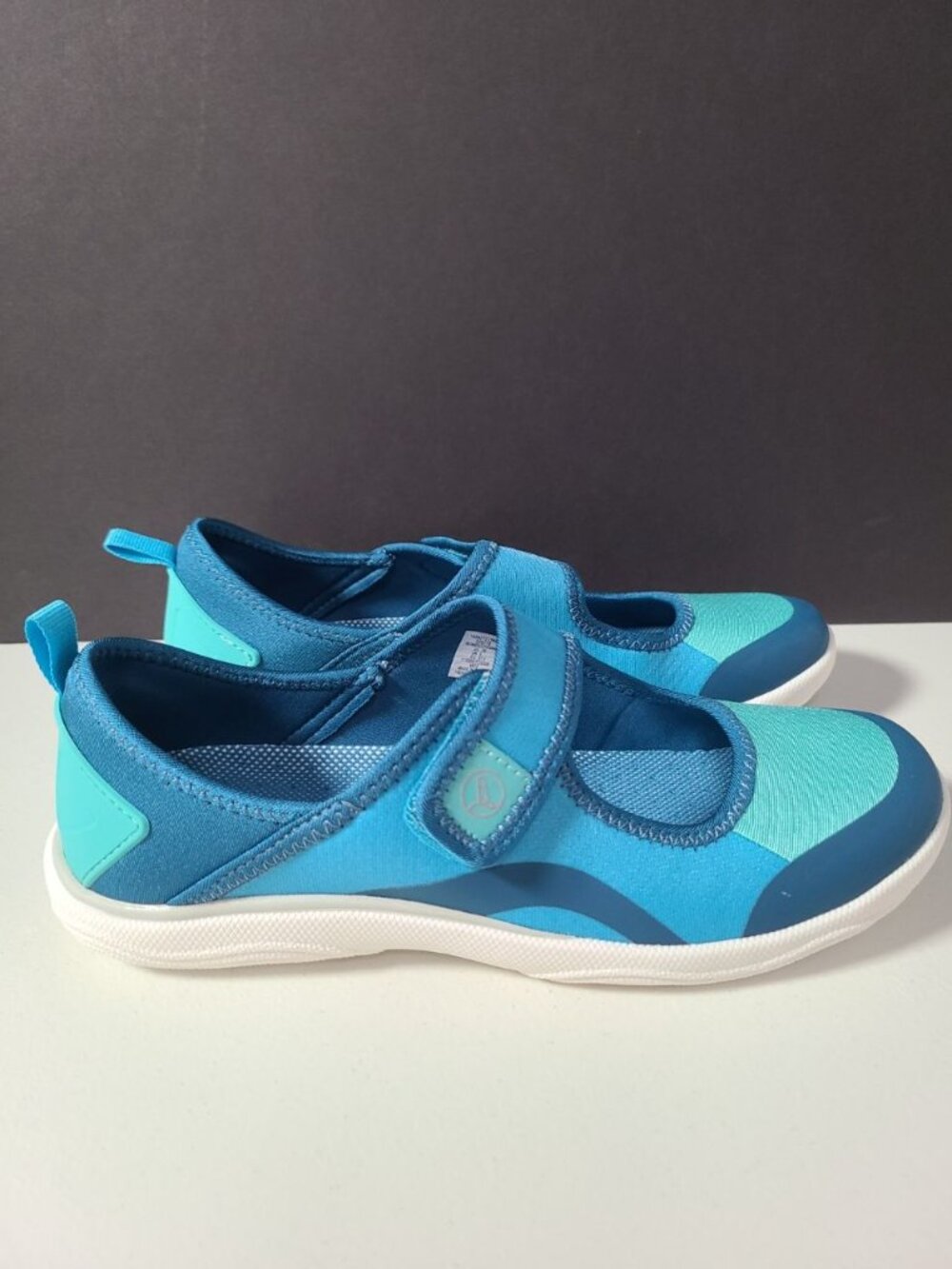 Lands End Water Shoes Womens Size 7B Teal Blue with Black Trim - Picture 3 of 13